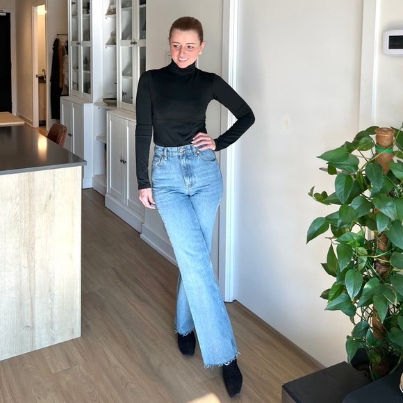 Zara Denim - Zara High Waist Wide Leg Lt Denim Sz:2